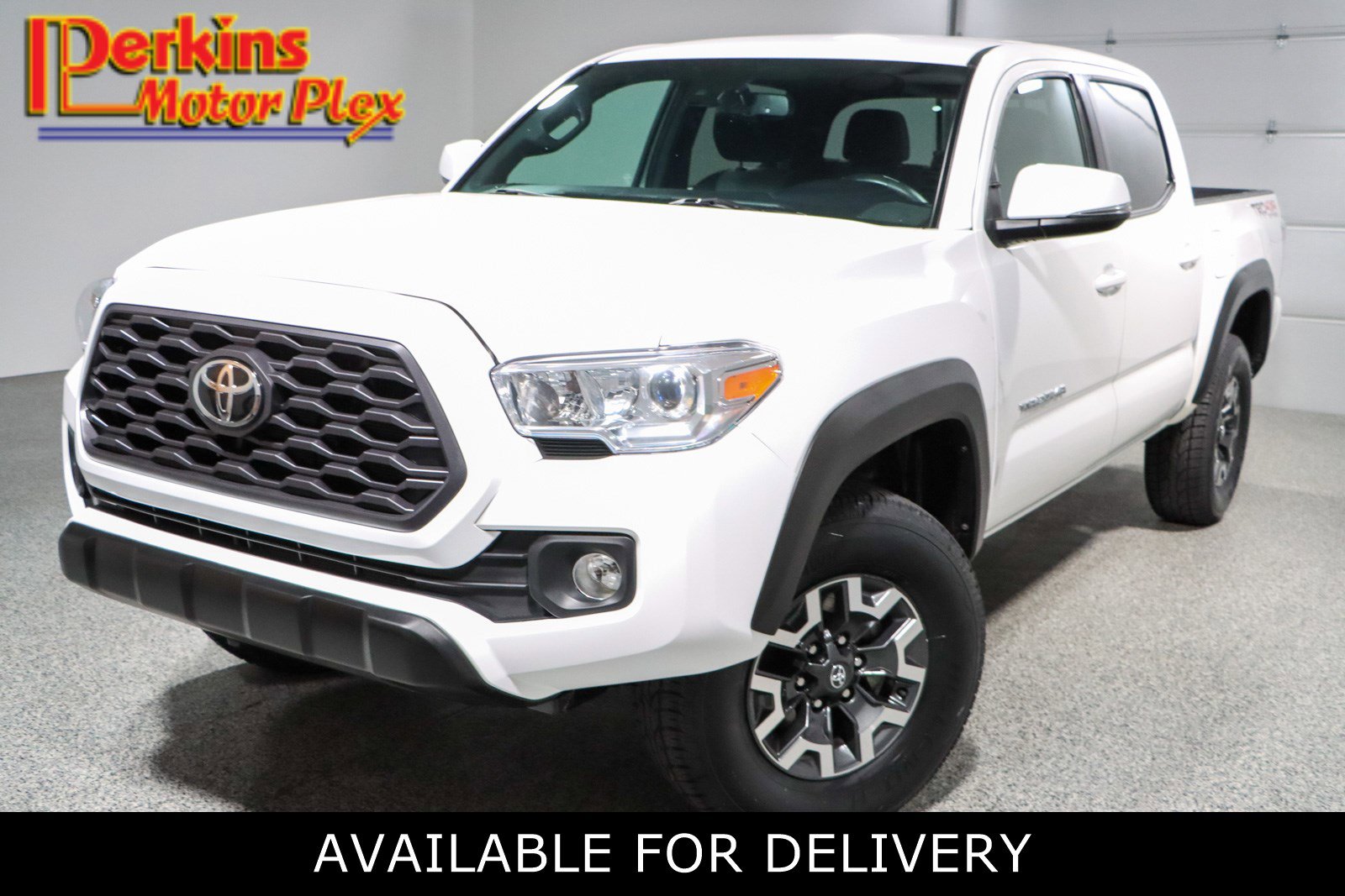 Used 2023 Toyota Tacoma TRD Off-Road image 1