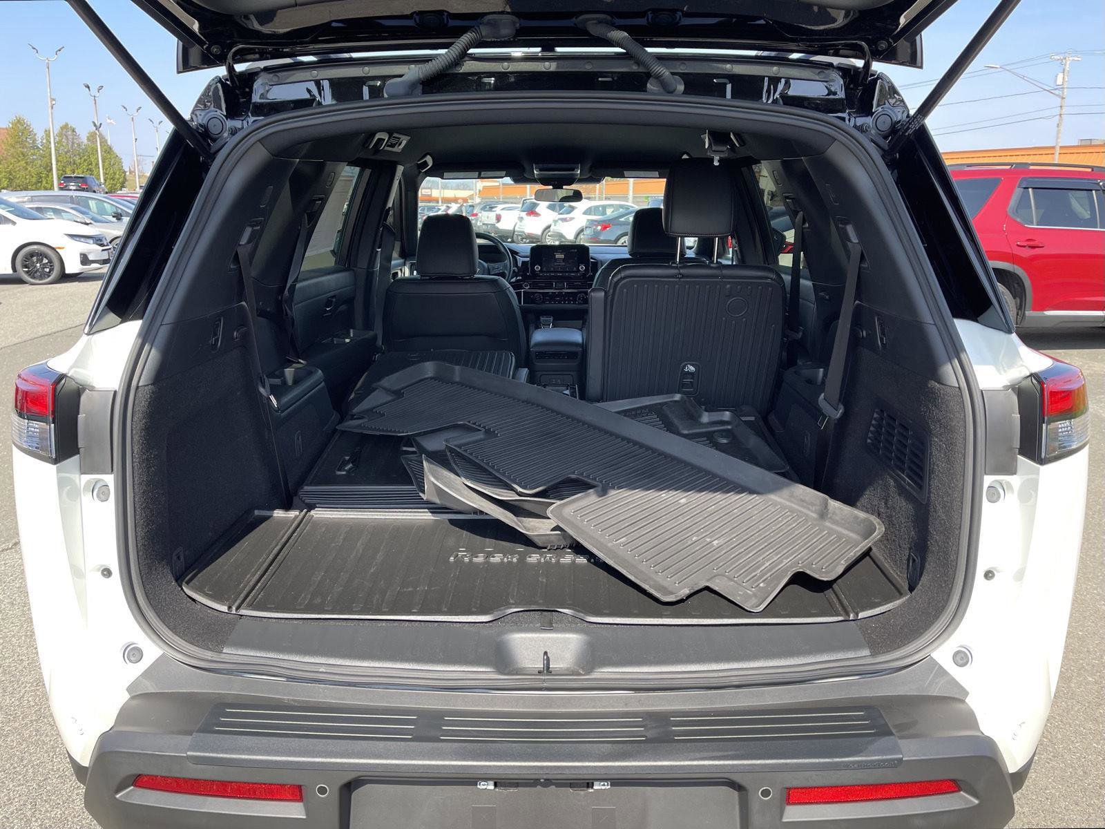 Used 2024 Nissan Pathfinder Rock Creek image 18