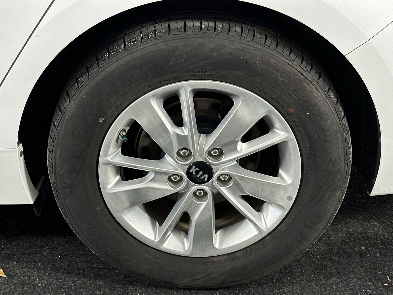 Used 2017 Kia Optima LX image 14