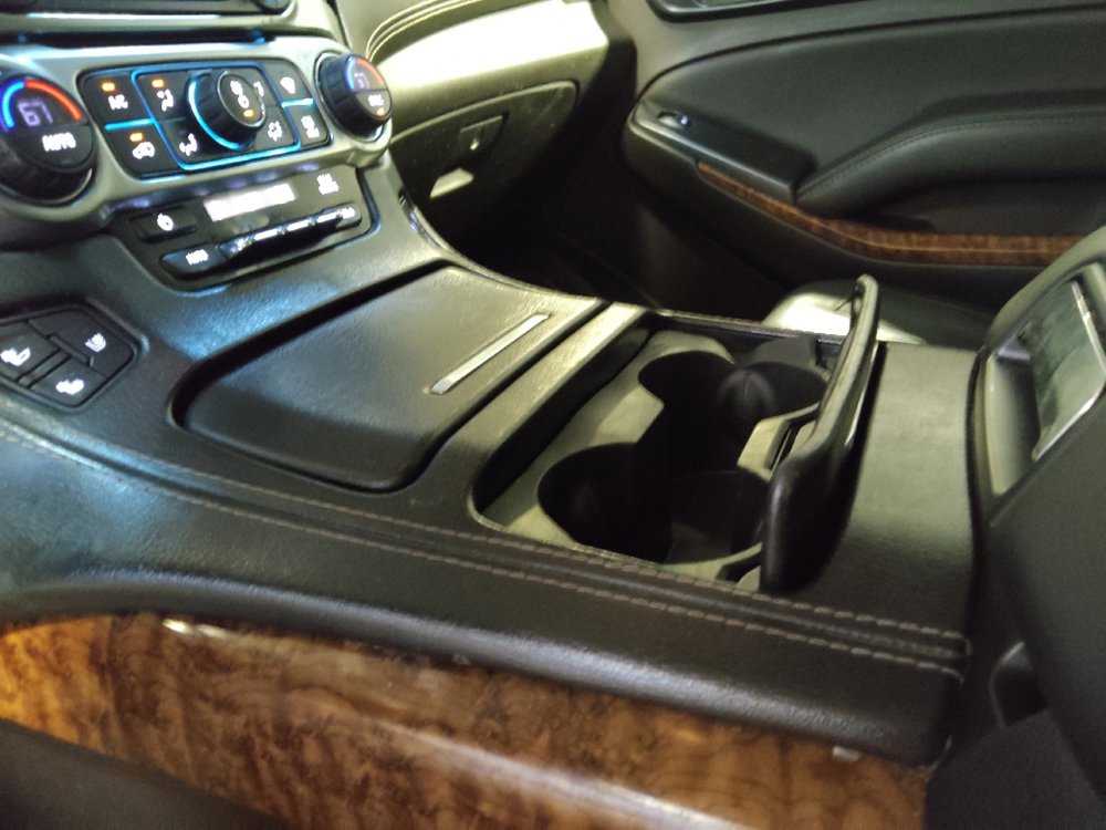 Used 2017 Chevrolet Suburban Premier image 26