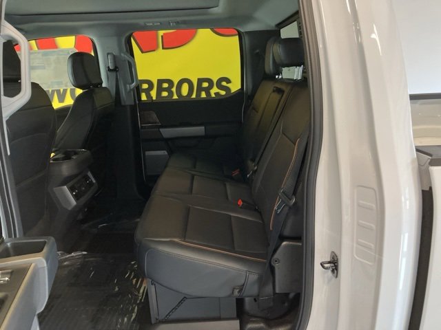 New 2026 Ford F350 4x4 Crew Cab Super Duty image 17