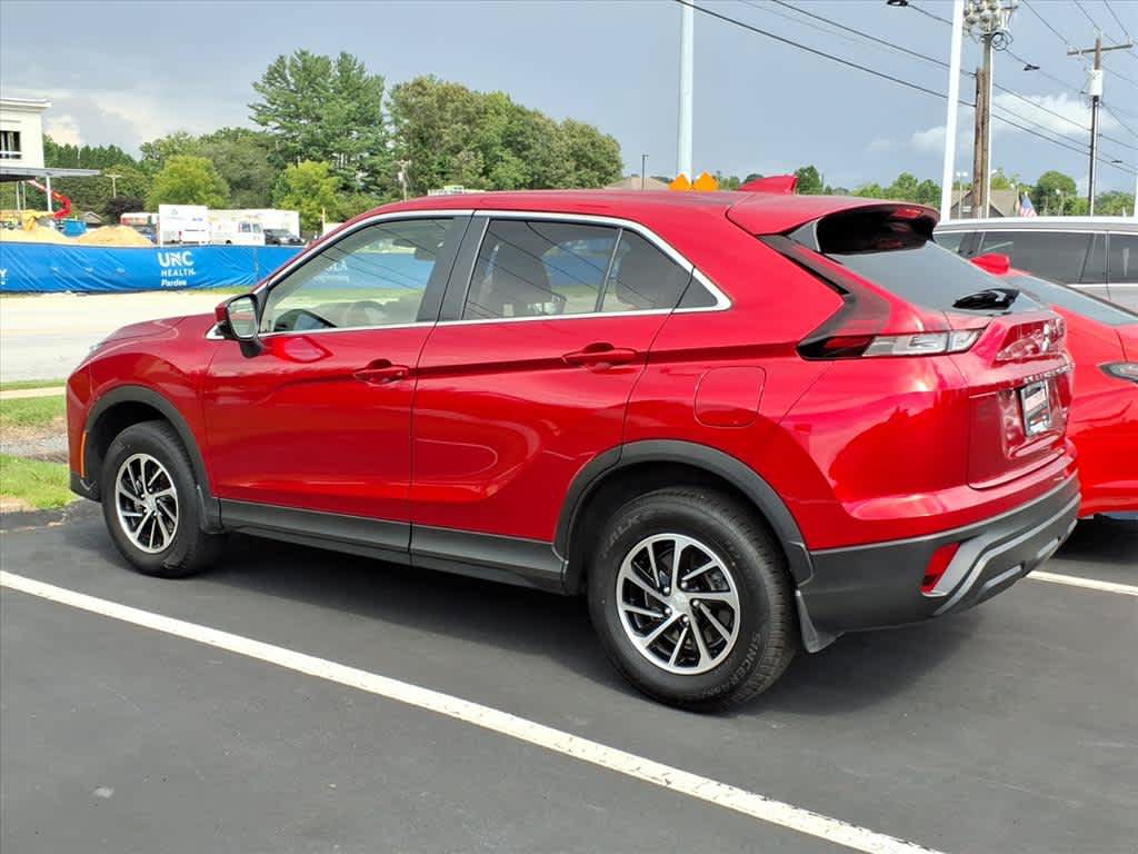 Used 2026 Mitsubishi Eclipse Cross ES AWD/4WD image 3