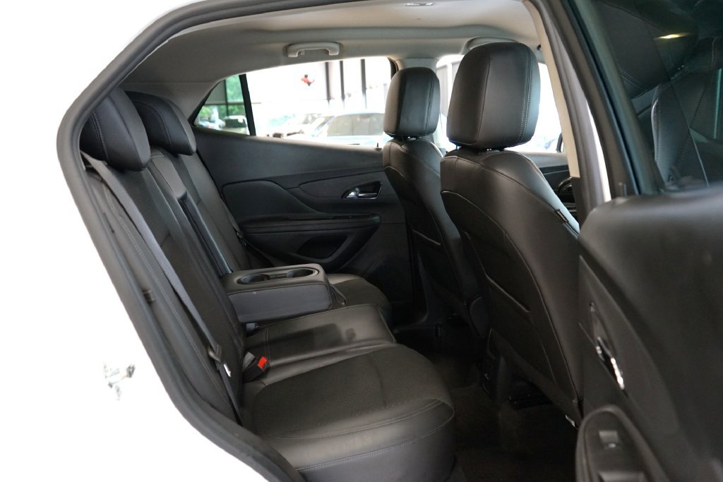 Used 2022 Buick Encore Preferred w/ Safety Package AWD/4WD image 12