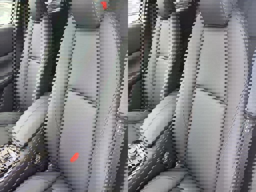 Certified 2025 MAZDA CX-30 AWD 2.5 S w/ Preferred Package image 7