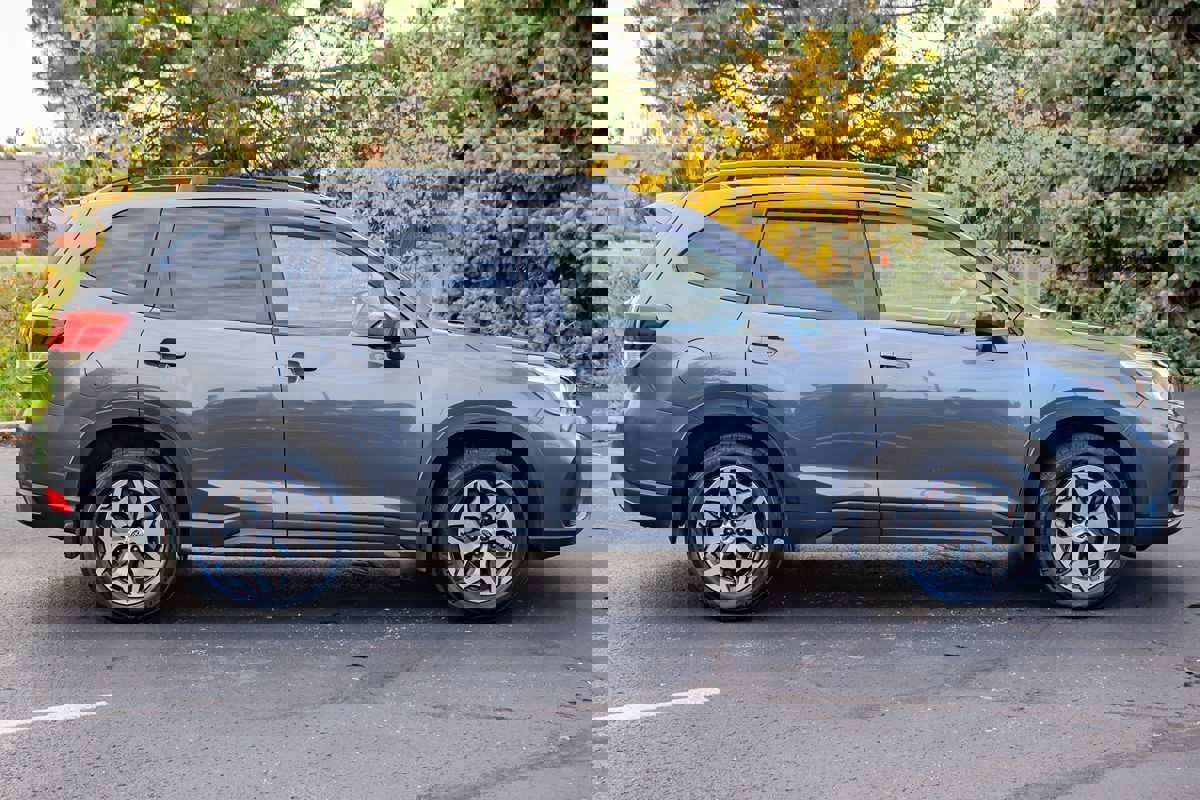 Used 2020 Subaru Forester Premium image 11