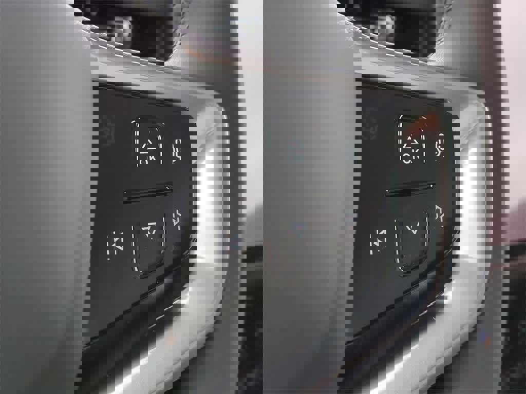 New 2025 Volvo EX90 Ultra image 25