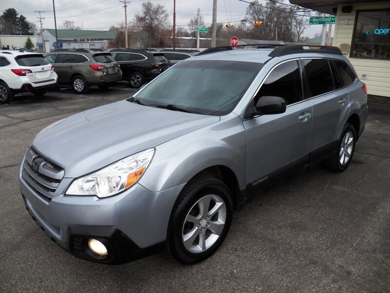 Used 2014 Subaru Outback 2.5i AWD/4WD image 1
