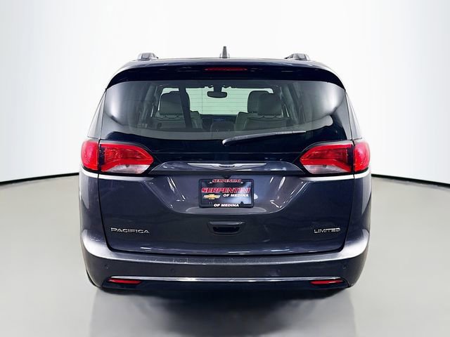 Used 2020 Chrysler Pacifica Limited image 7