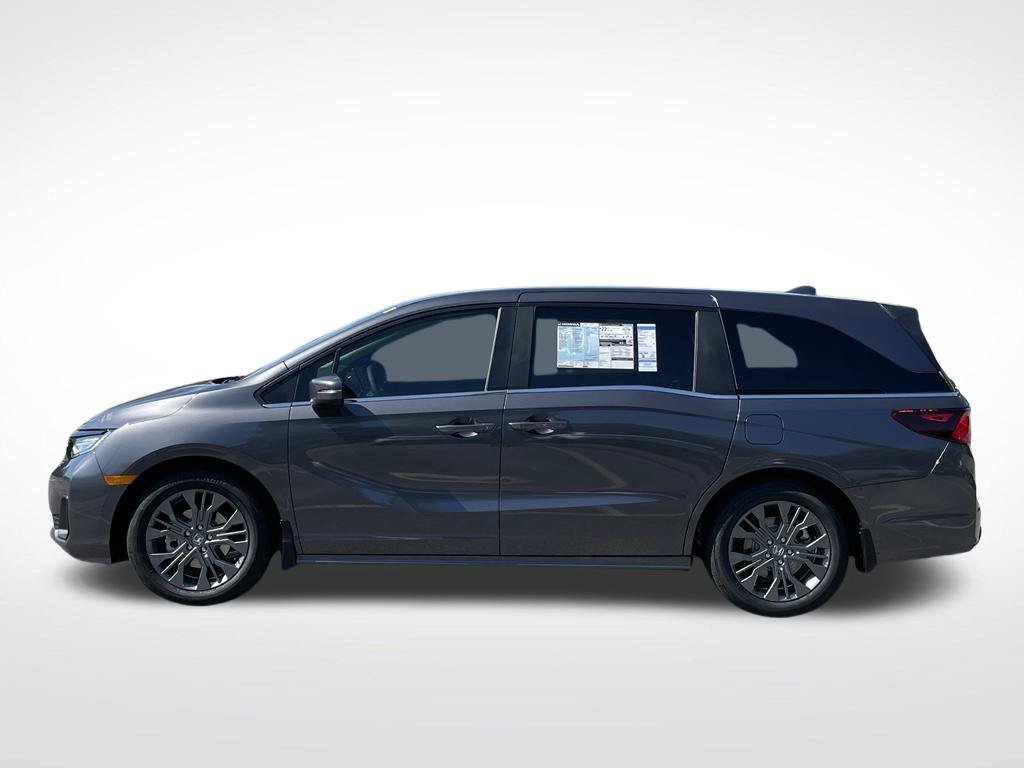 New 2027 Honda Odyssey Touring image 2