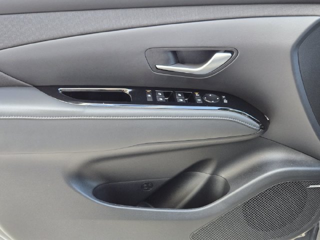 Certified 2026 Hyundai Tucson Limited AWD/4WD image 18