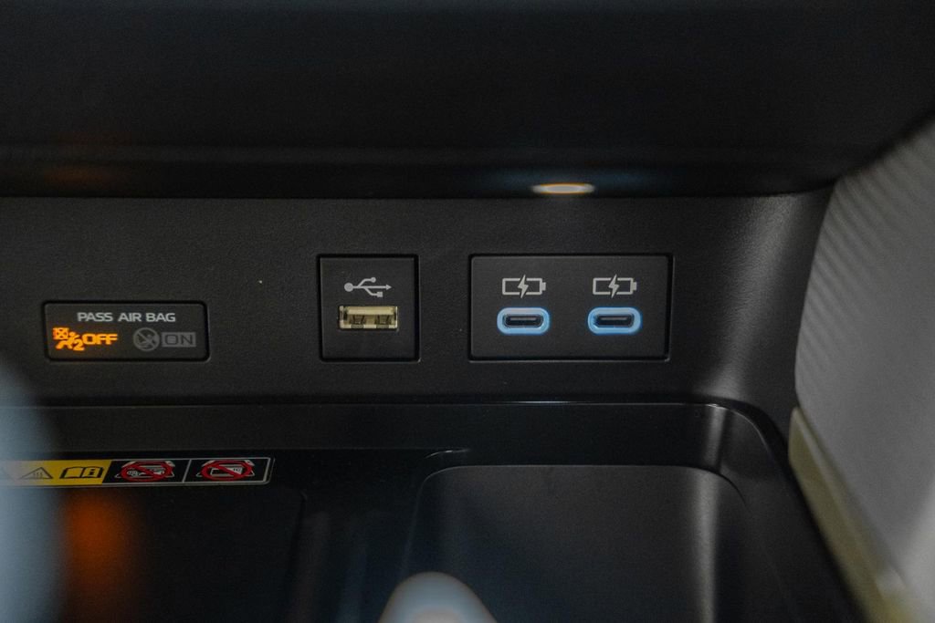 New 2026 Toyota Camry SE FWD image 22