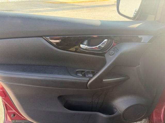 Used 2019 Nissan Rogue Sport SV FWD image 27