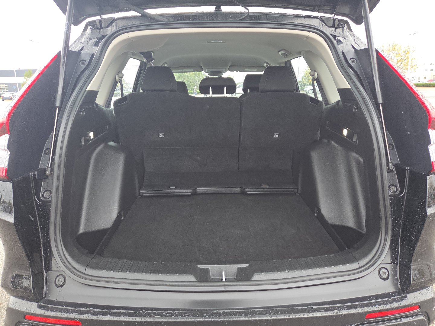 Used 2024 Honda CR-V LX image 18