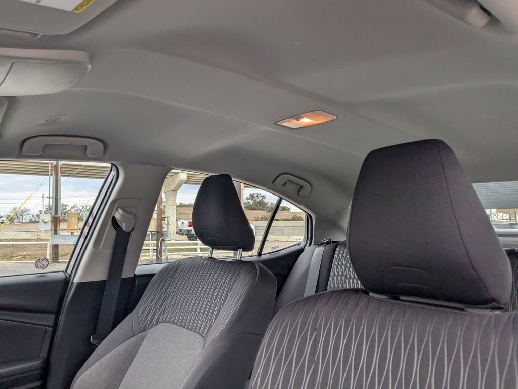 Used 2025 Toyota Camry LE image 22