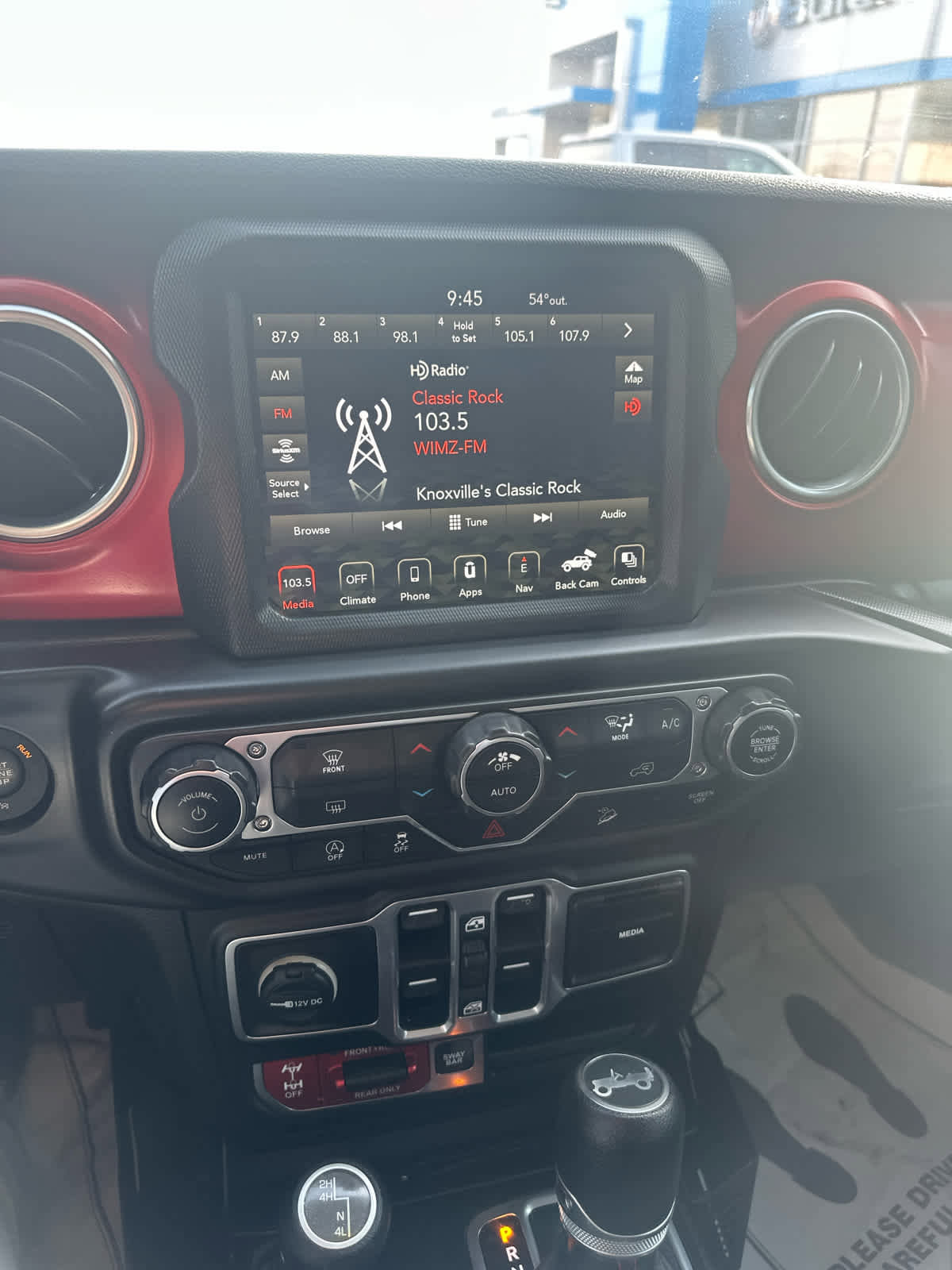 Used 2018 Jeep Wrangler Unlimited Rubicon image 14