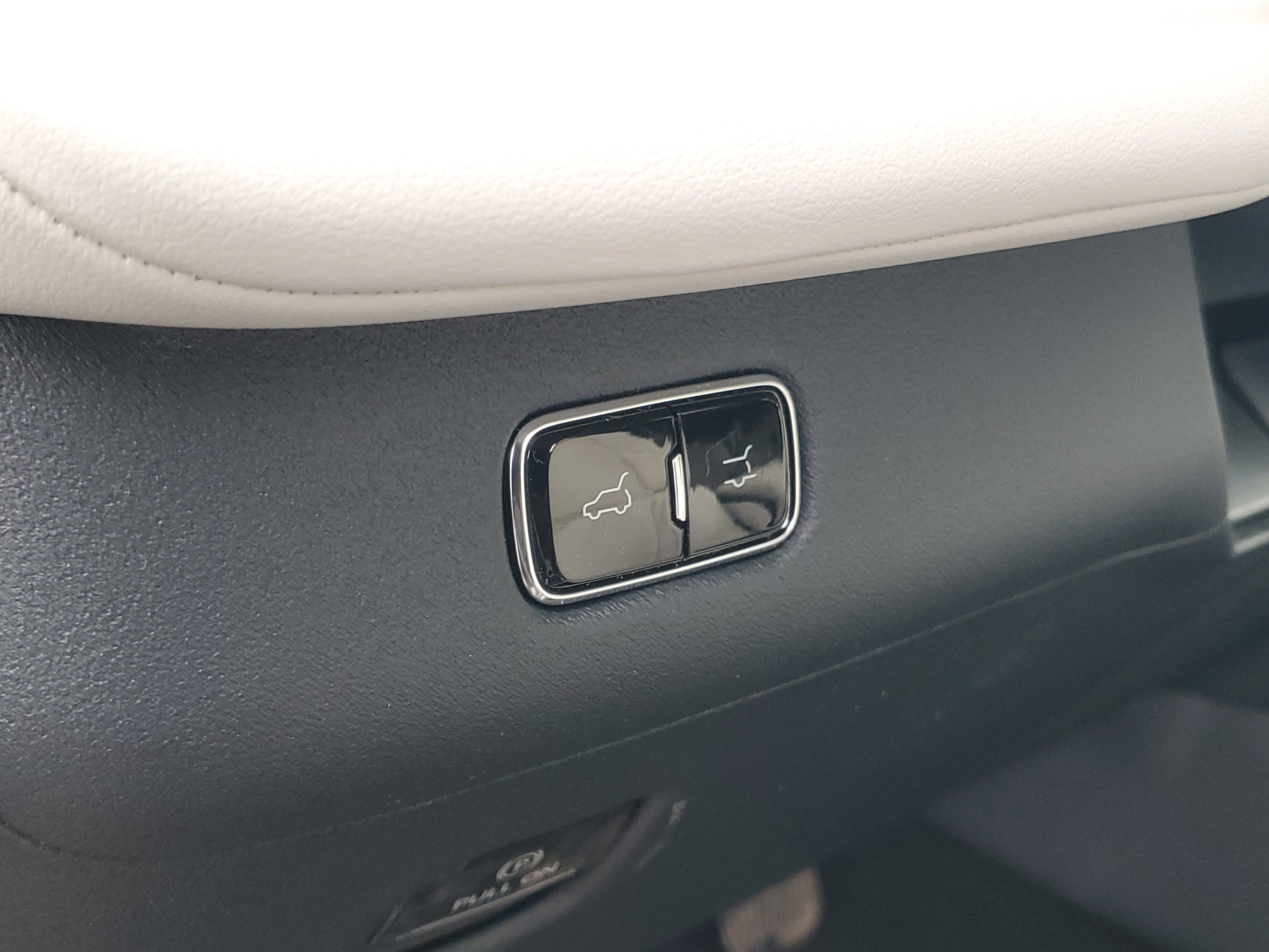 New 2026 Lincoln Navigator L Reserve w/ Jet Appearance Package image 15