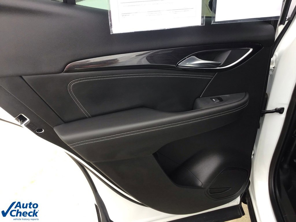 Used 2022 Buick Envision Essence w/ Safety Package image 13