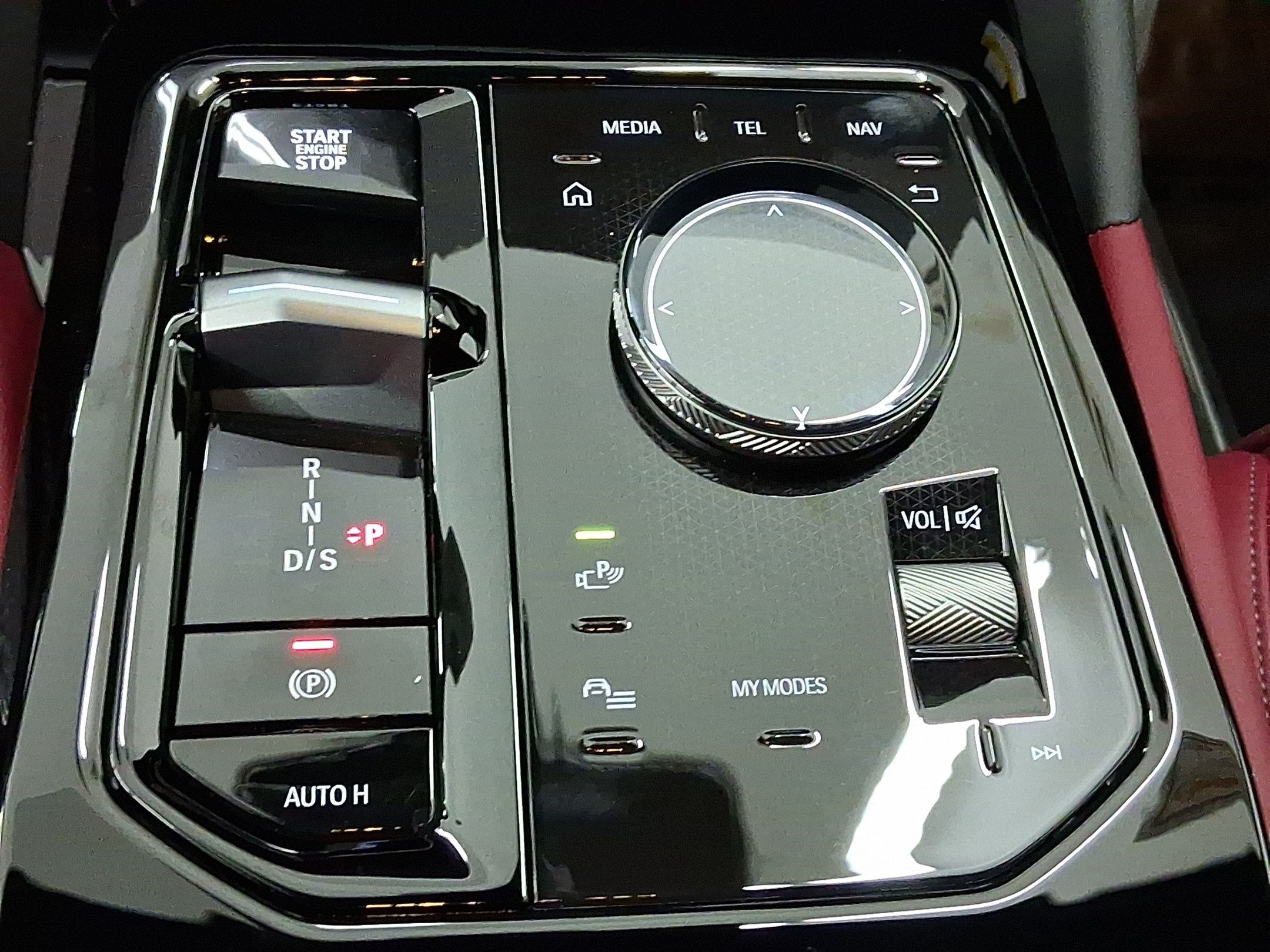 New 2026 BMW 530i w/ M Sport Package RWD image 15