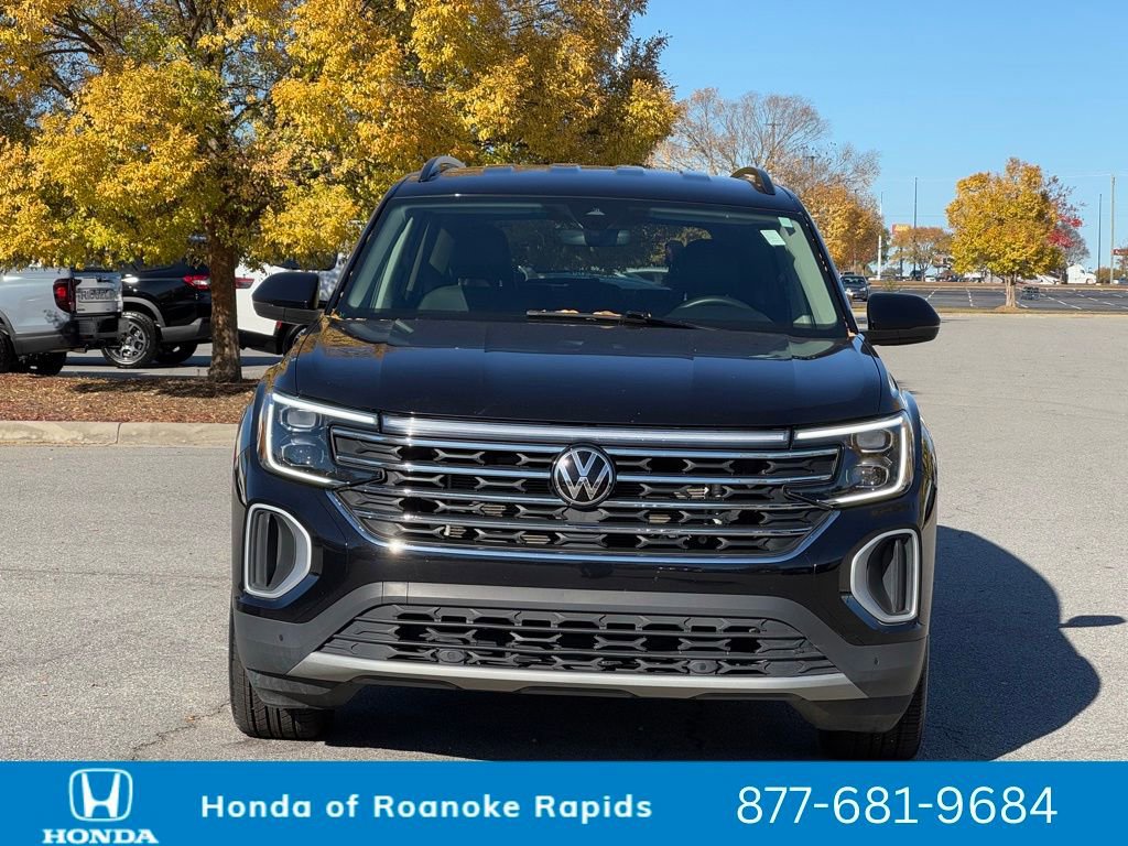 Used 2024 Volkswagen Atlas SE image 11