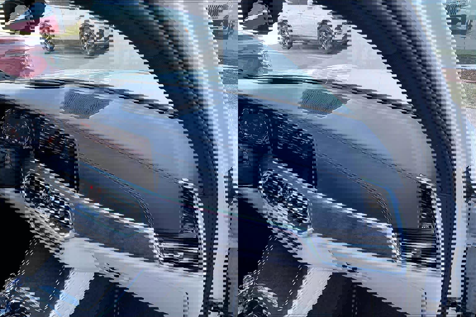 Used 2019 BMW X5 xDrive50i image 18