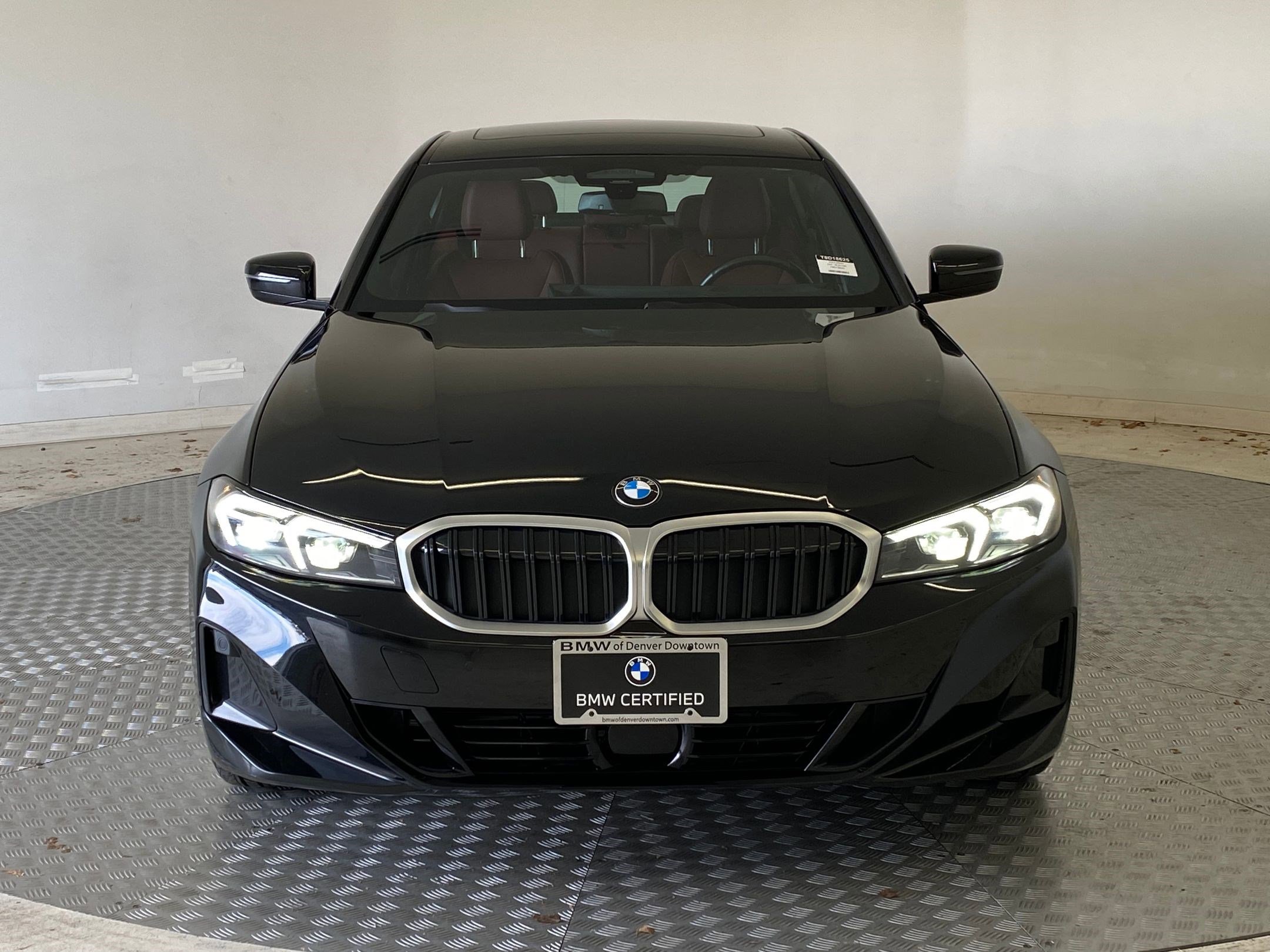 Certified 2023 BMW 330i xDrive Sedan w/ Premium Package image 5