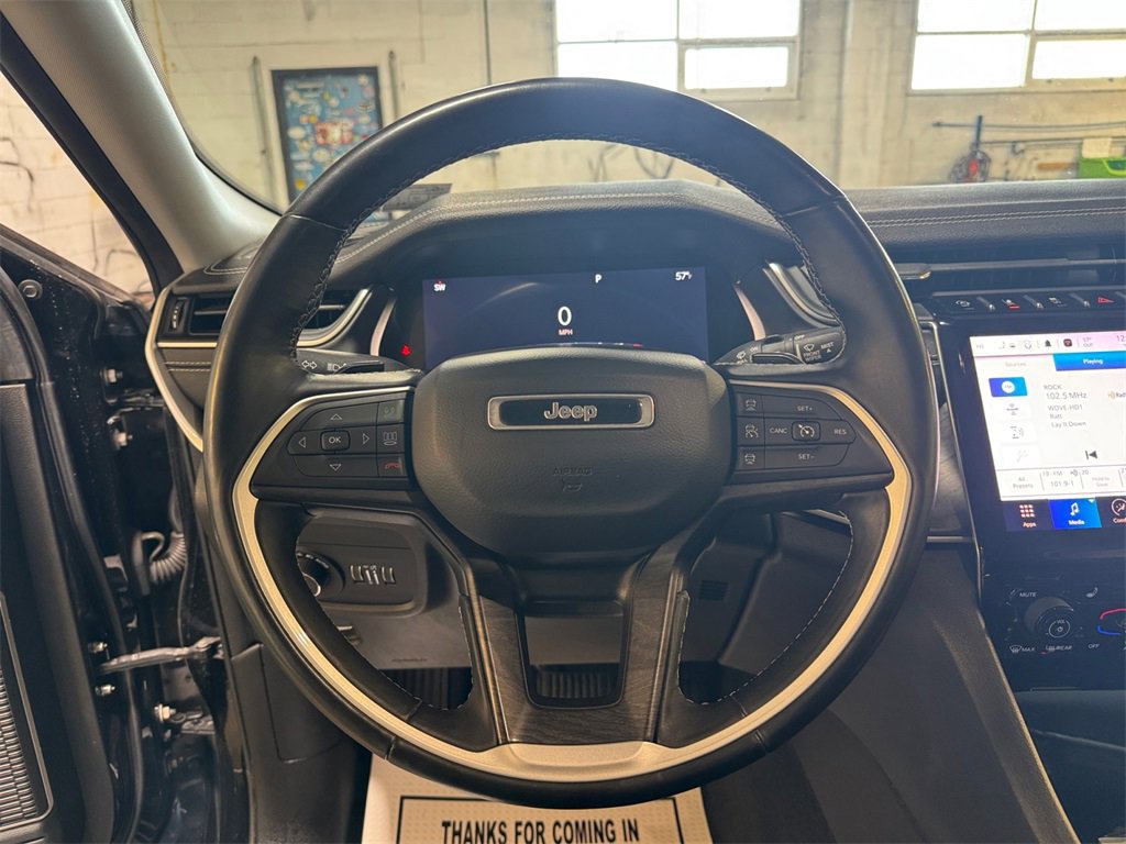 Used 2022 Jeep Grand Cherokee L Limited w/ Luxury Tech Group II image 15