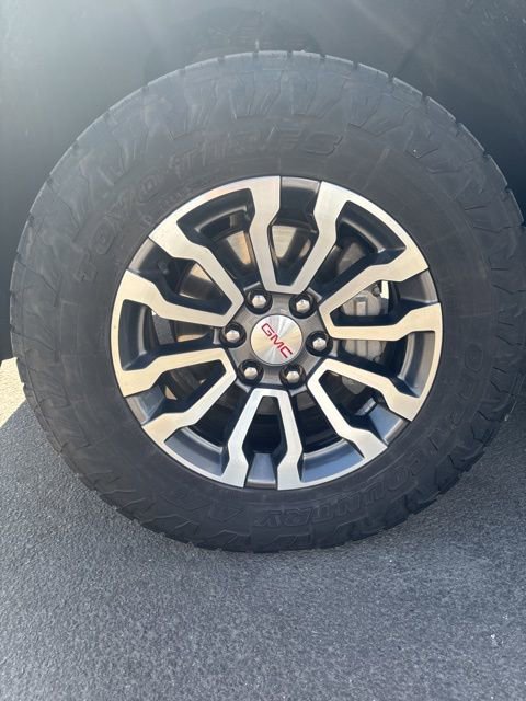 Used 2023 GMC Sierra 1500 AT4 w/ AT4 Premium Package image 35