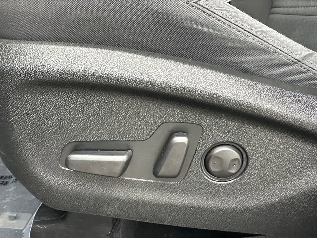 Used 2019 Kia Sorento LX w/ LX Convenience Package image 10