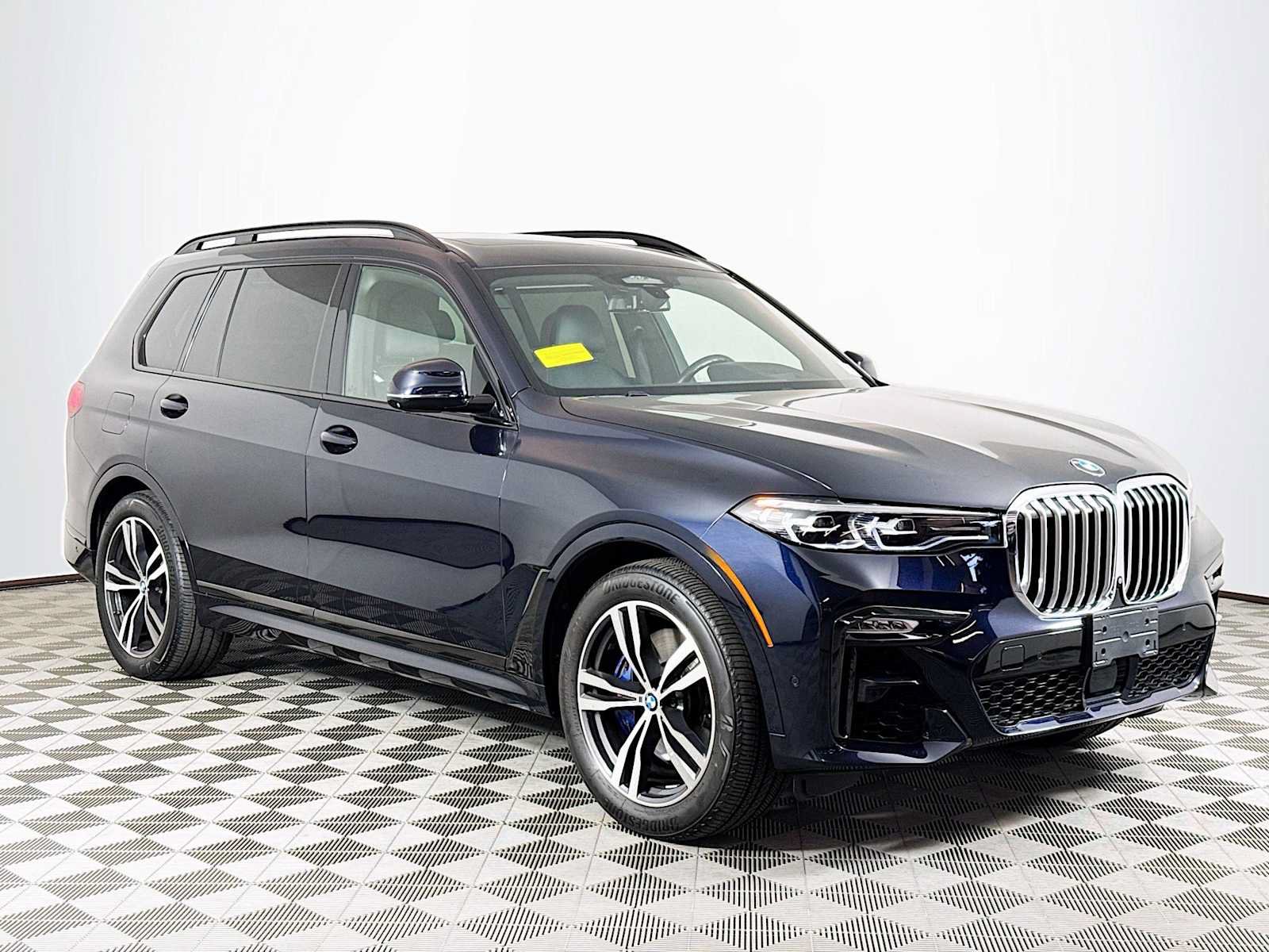 Used 2019 BMW X7 xDrive40i w/ Premium Package AWD/4WD image 3