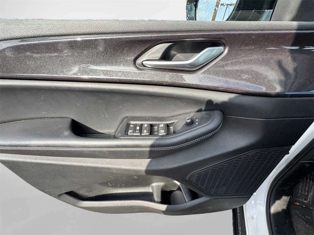 Certified 2023 Jeep Grand Cherokee Altitude image 23