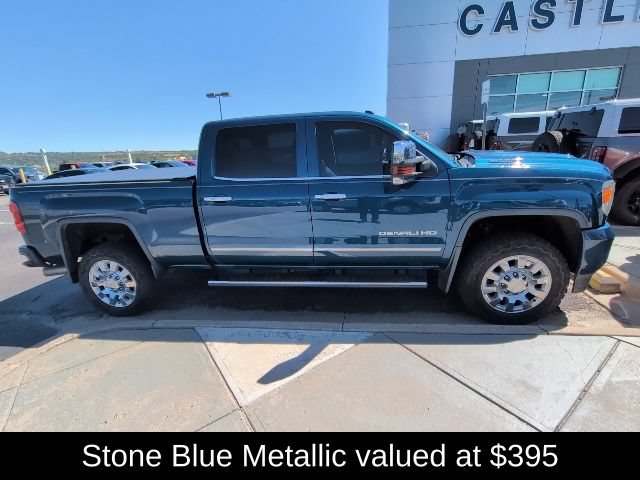 Used 2017 GMC Sierra 2500 Denali w/ Duramax Plus Package AWD/4WD image 4