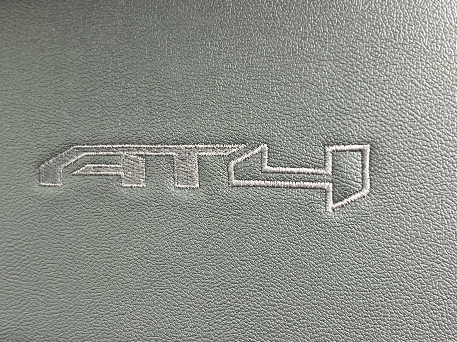 Used 2023 GMC Yukon XL AT4 w/ AT4 Premium Plus Package AWD/4WD image 15