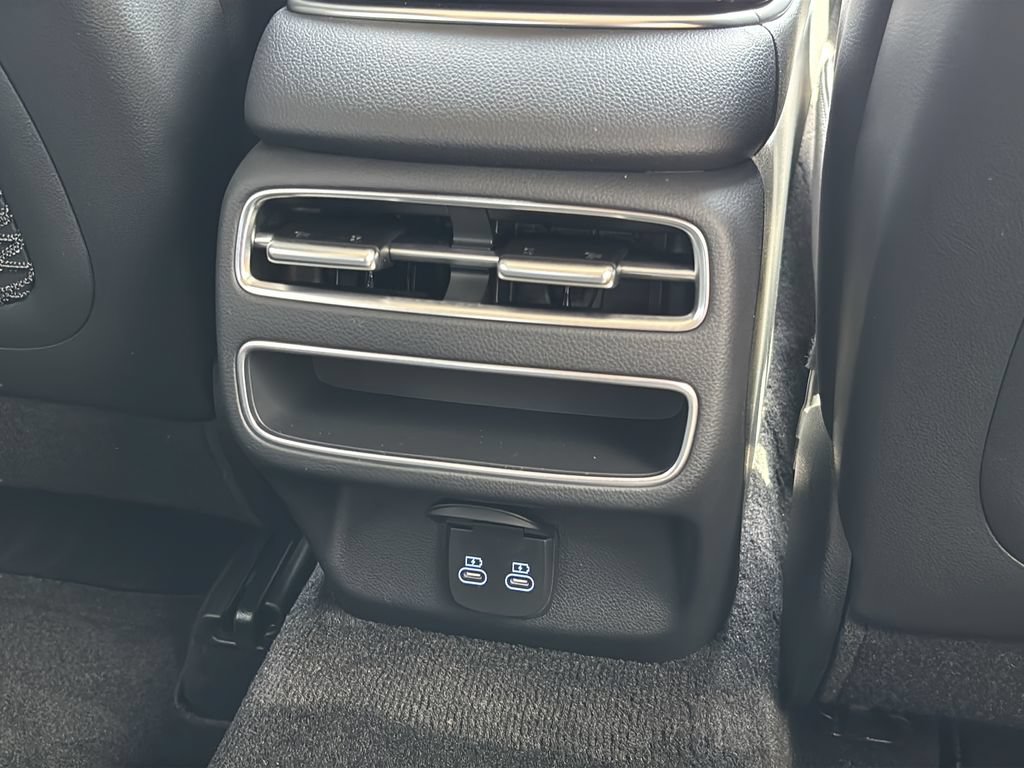 Certified 2026 Genesis GV70 2.5T Advanced AWD/4WD image 38
