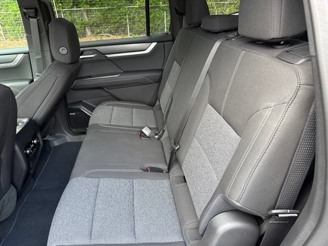Used 2025 GMC Acadia Elevation FWD image 14