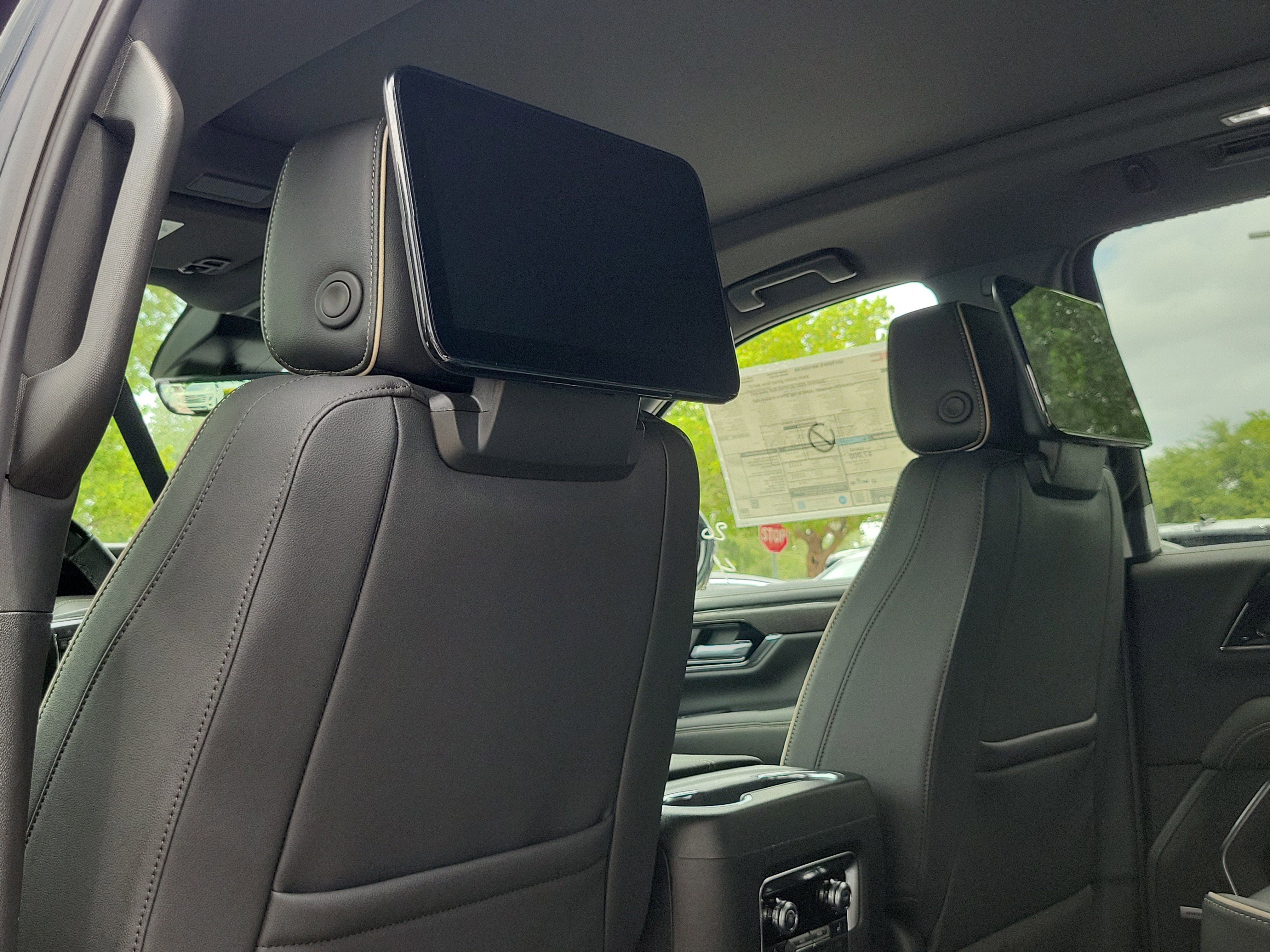 New 2026 GMC Yukon XL Elevation RWD image 6