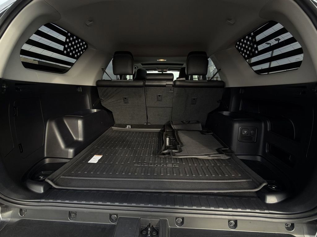 Used 2018 Toyota 4Runner SR5 Premium AWD/4WD image 39