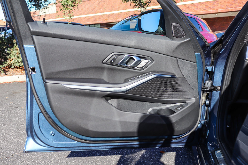 Used 2026 BMW 330i Sedan RWD image 21