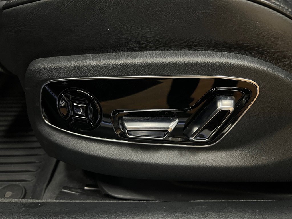 Used 2019 Audi A8 L 4.0T image 29