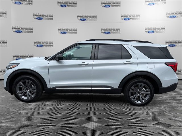 New 2025 Ford Explorer Active w/ Active Comfort Package image 2