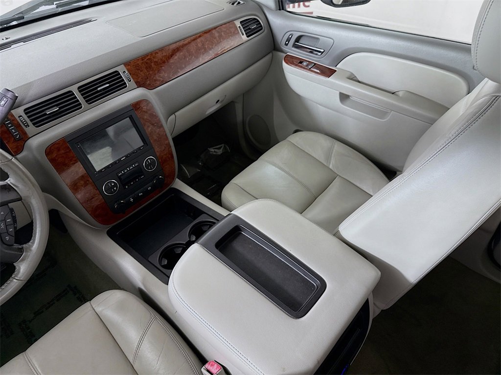 Used 2011 Chevrolet Silverado 3500 LTZ w/ LTZ Plus Package image 25