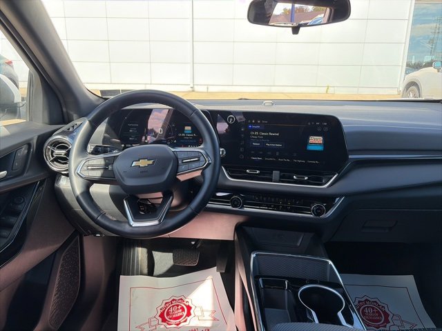 Used 2025 Chevrolet Equinox LT image 14