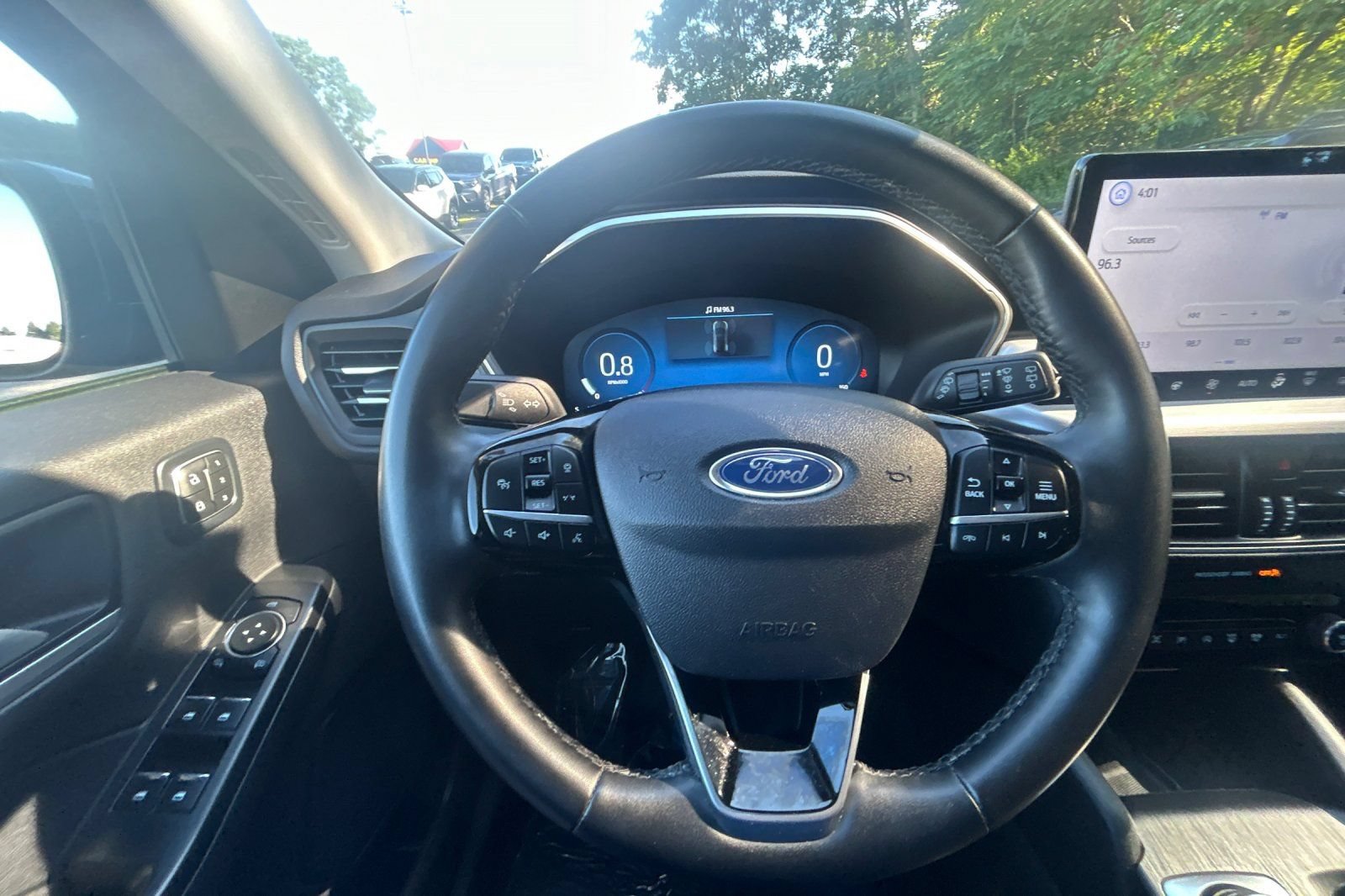 Used 2024 Ford Escape Platinum AWD/4WD image 23