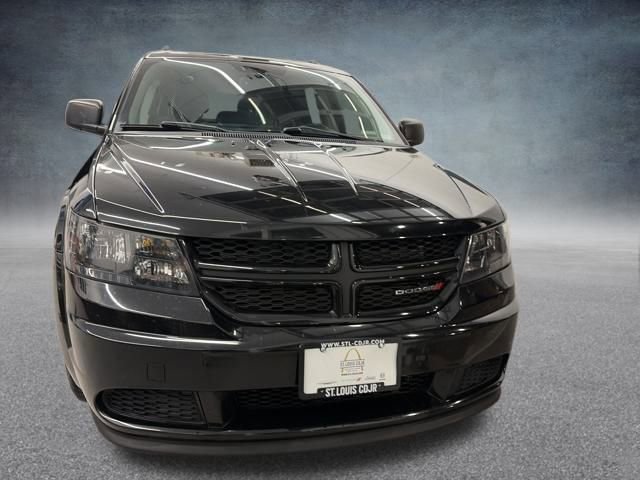 Used 2017 Dodge Journey SE w/ Flexible Seating Group image 9