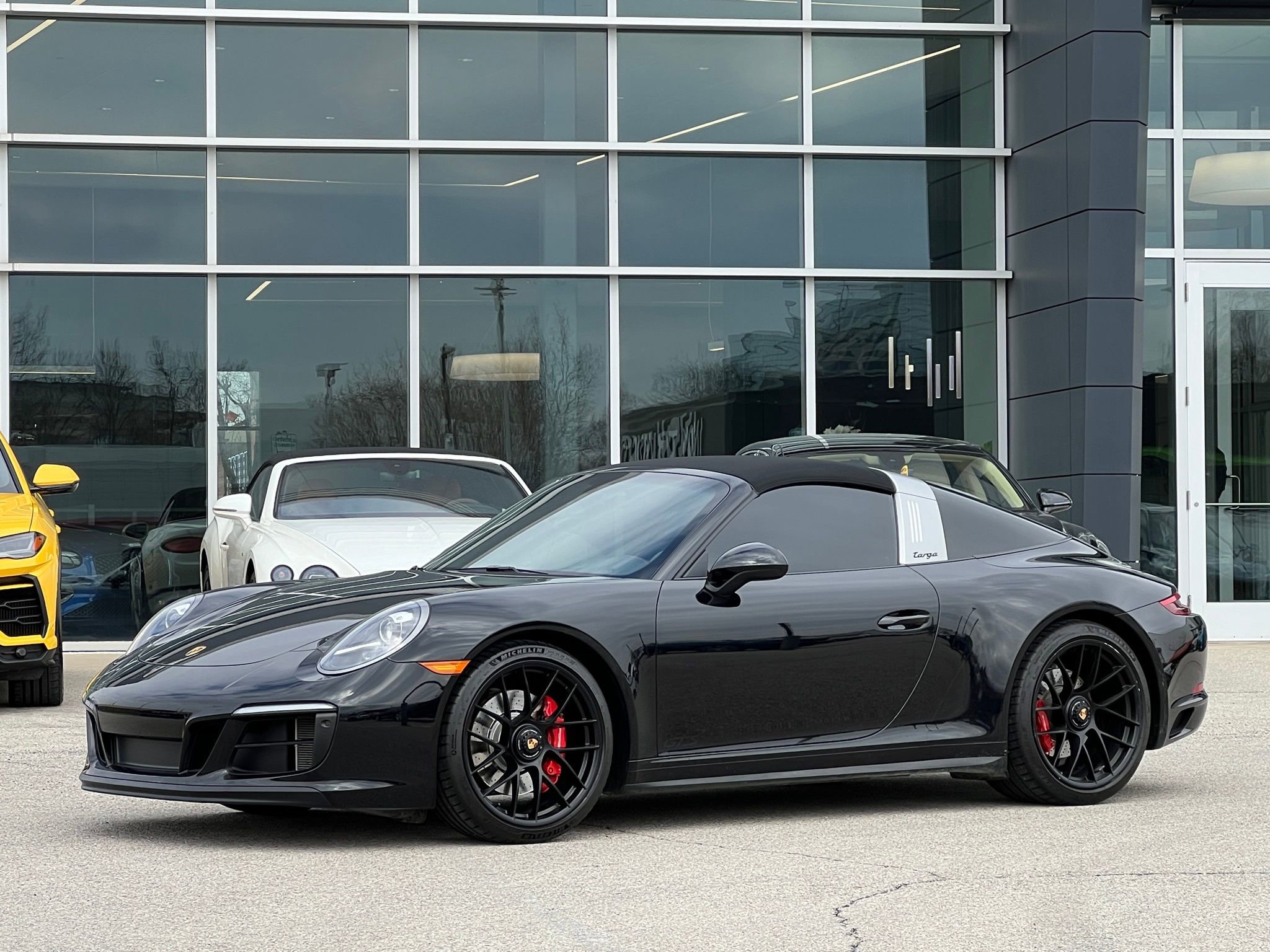 Used 2019 Porsche 911 Targa 4S AWD/4WD image 5