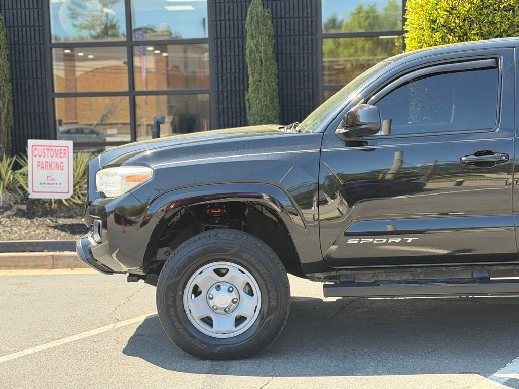 Used 2018 Toyota Tacoma SR RWD image 10