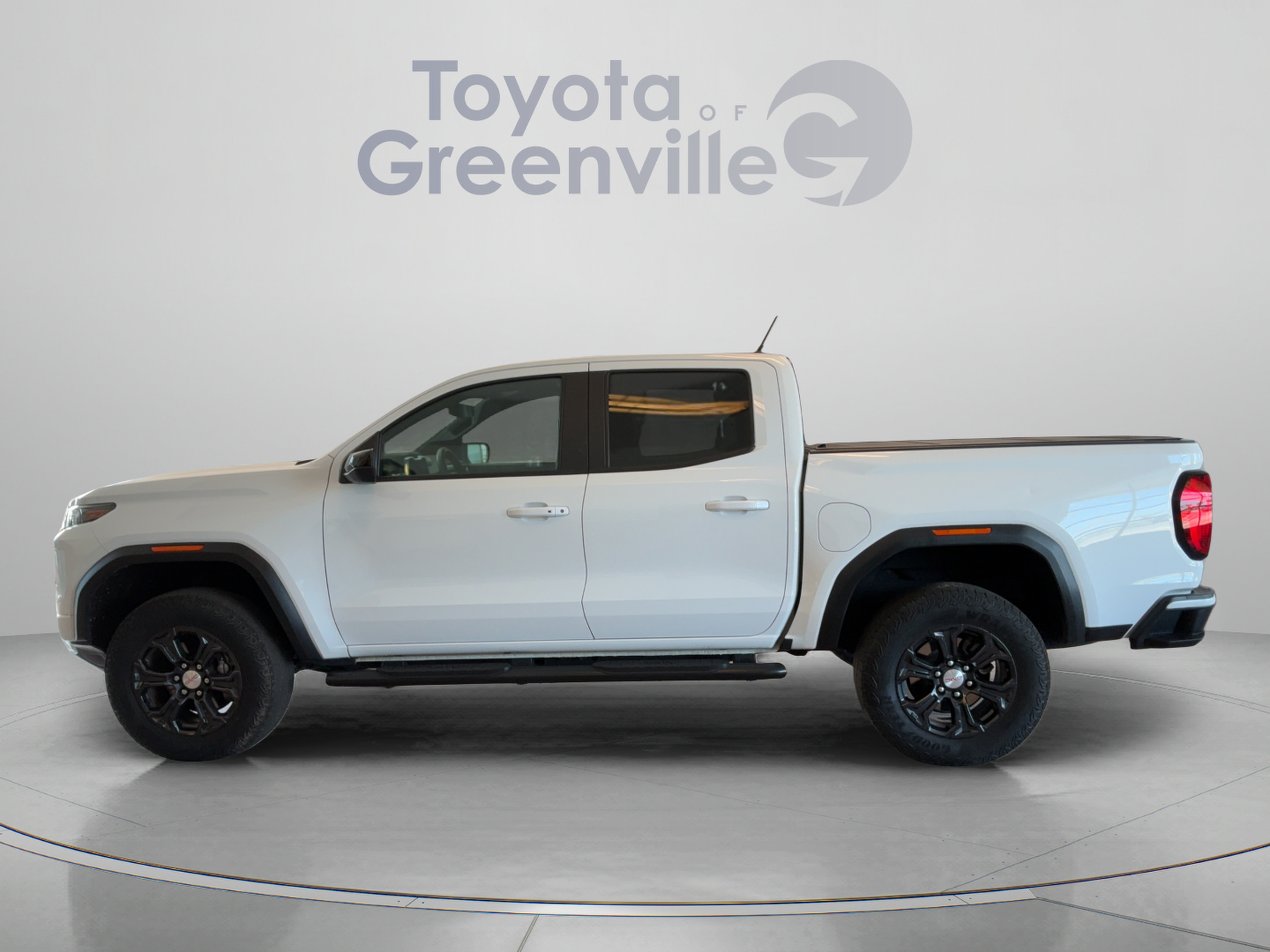Used 2023 GMC Canyon Elevation w/ Trailering Package AWD/4WD image 2