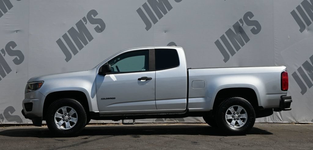 Used 2020 Chevrolet Colorado W/T RWD image 3