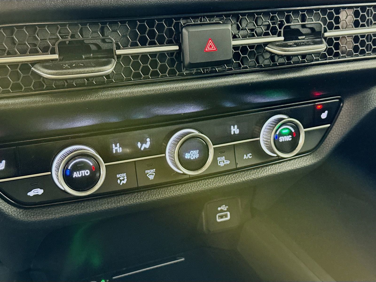 Used 2025 Honda HR-V EX-L image 13