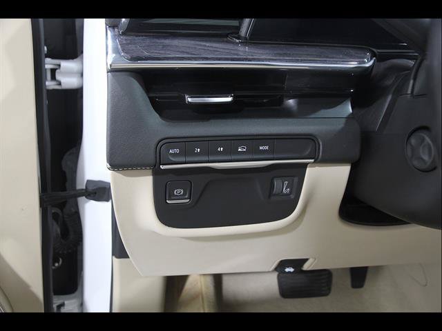 Used 2021 Cadillac Escalade Premium Luxury AWD/4WD image 6