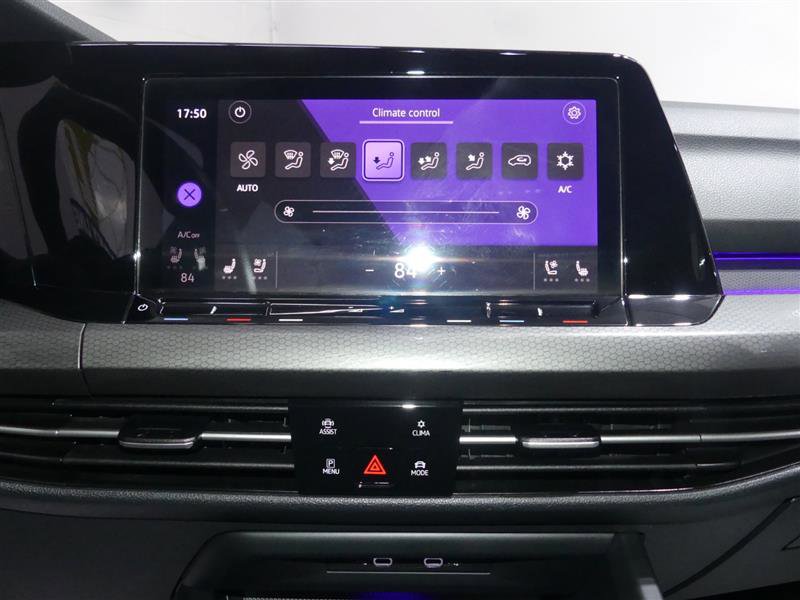 Used 2022 Volkswagen GTI SE image 37